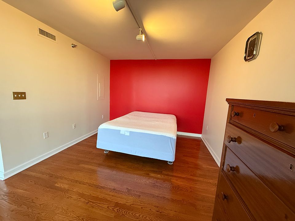 Bedroom with accent wall