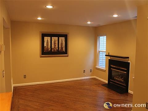 Living room with gas fireplace