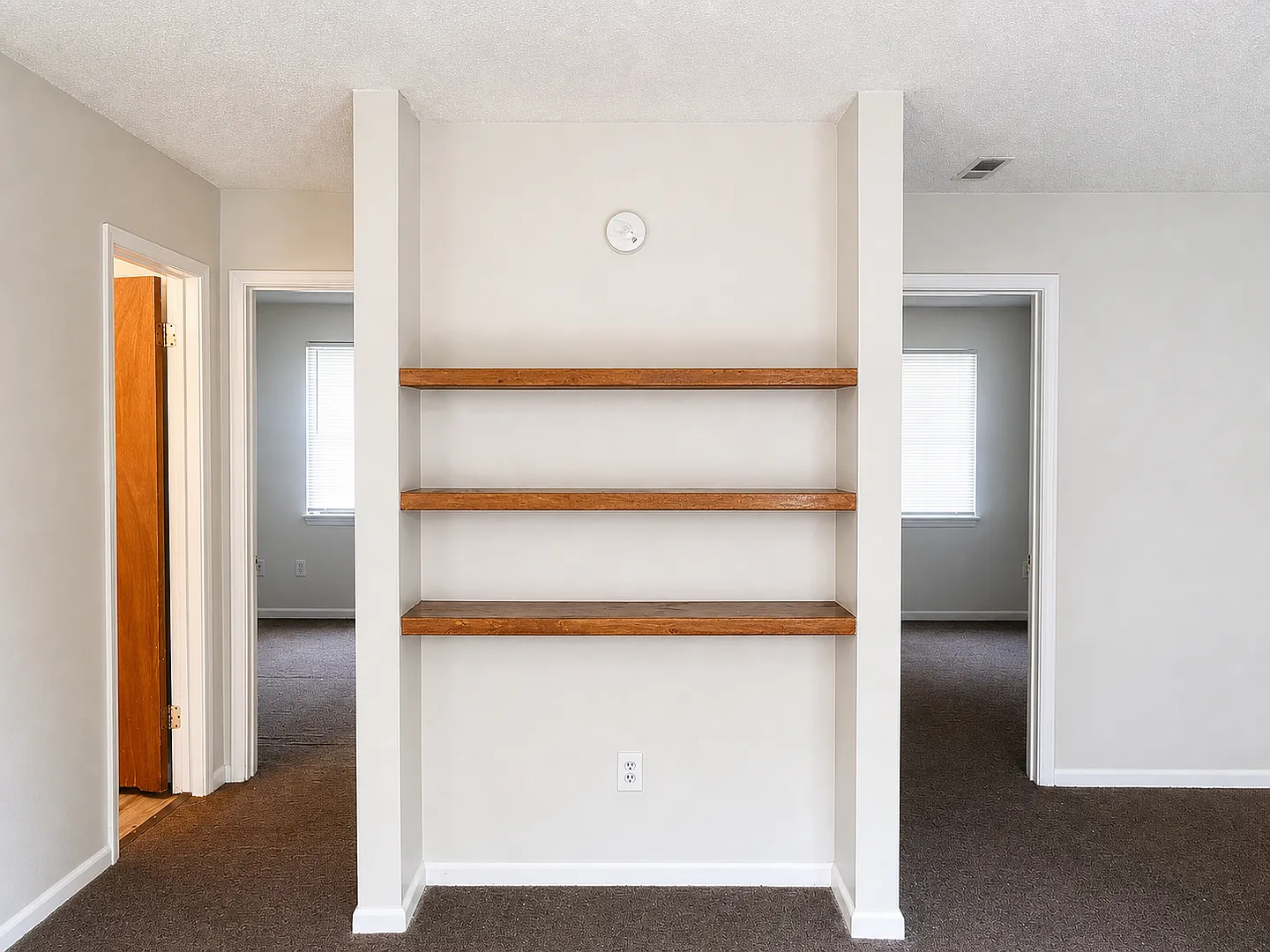 4909 Cotton Row — Photo 2