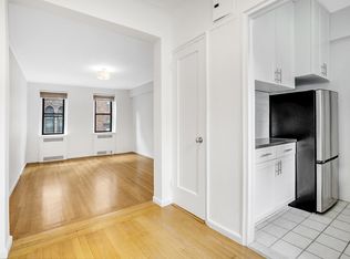 9 W 64th St APT 6A, New York, NY 10023