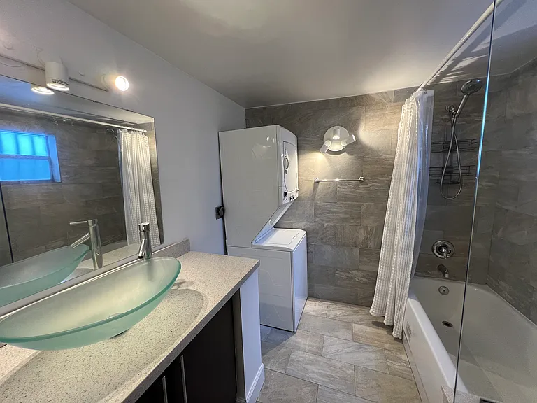 1660 NE 135th St #15 — Photo 21