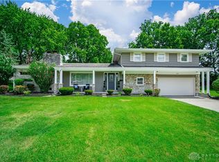 5590 Hugh Dr, Centerville, OH 45459