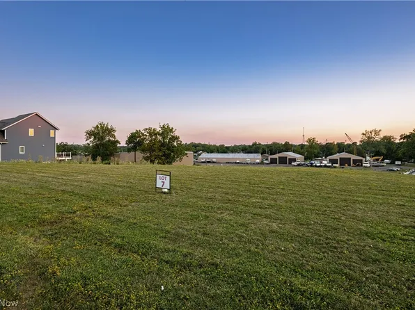 LOT 7 Forest Dr, Eastlake, OH 44095