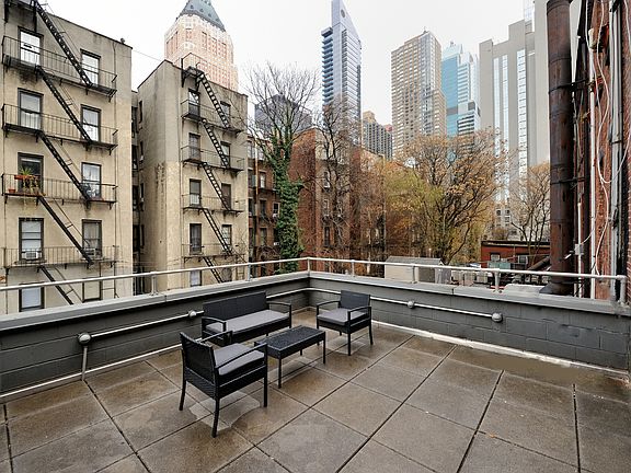 2nd image of 440 W 45th St #2A