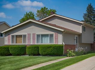 368 N Westwood Ave, Lombard, IL 60148