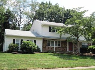 6 Putnam Rd, East Brunswick, NJ 08816