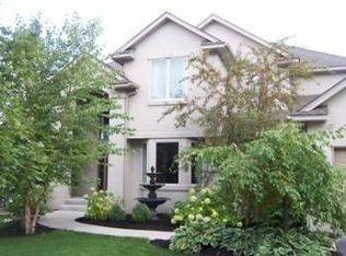 8910 Umbria Pl N, Maple Grove, MN 55311