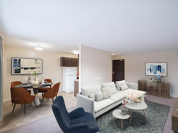 3rd image of 2965 Pembina Hwy #354074