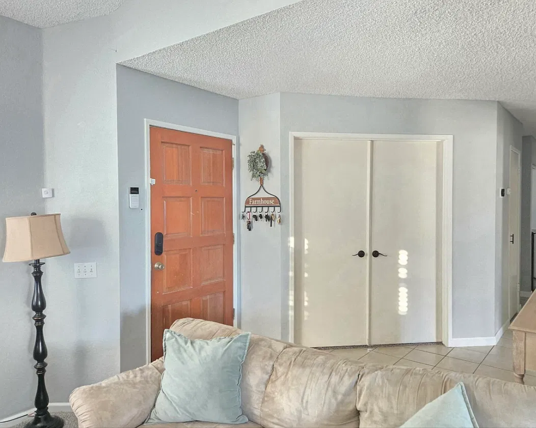 25901 Bridger St — Photo 4