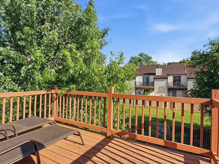 272 Hudson Ct — Photo 24