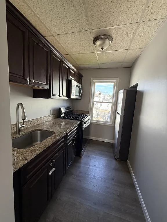 237 Orange St — Photo 1