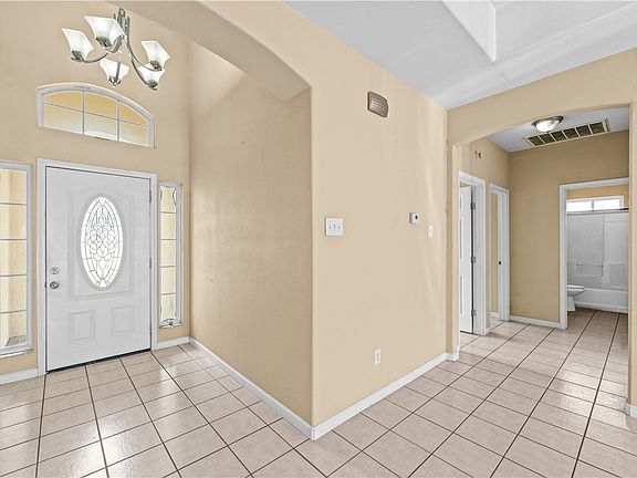 2nd image of 5410 Nicole Ct