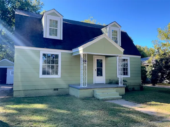 325 W 14th St, Ada, OK 74820