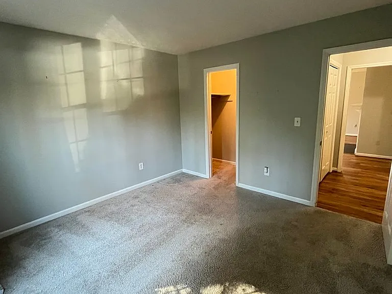 816 Market Pl — Photo 26