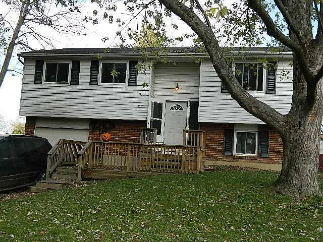 724 Martindale Rd photo 1