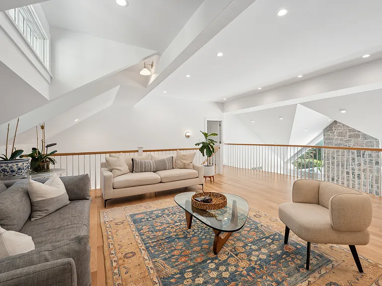 7 Fairway Ct — Photo 10