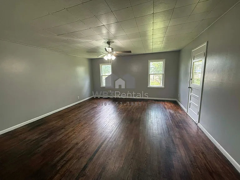 420 N Oklahoma Ave — Photo 3