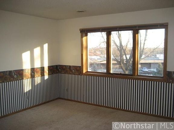 3rd image of 4349 College Heights Cir