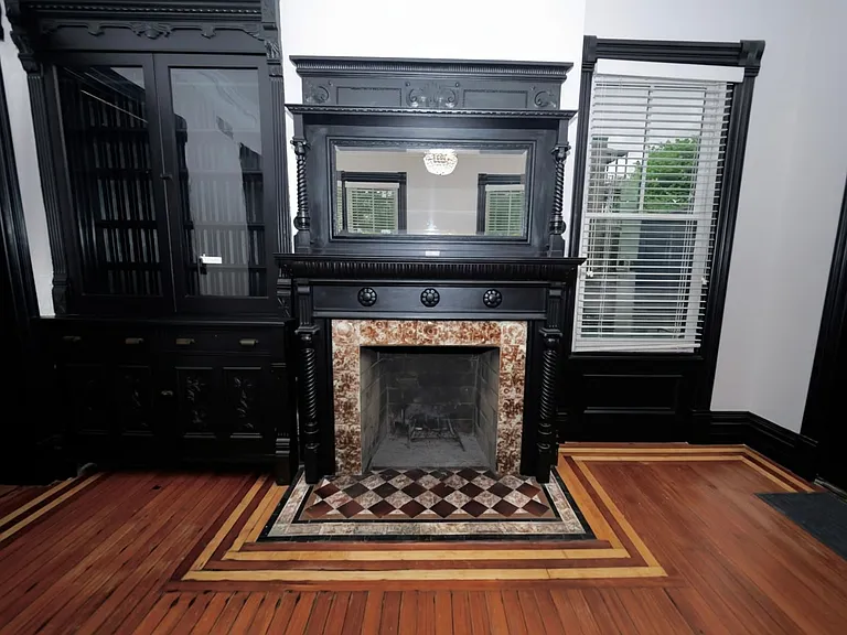 4 Grand St #2 — Photo 9