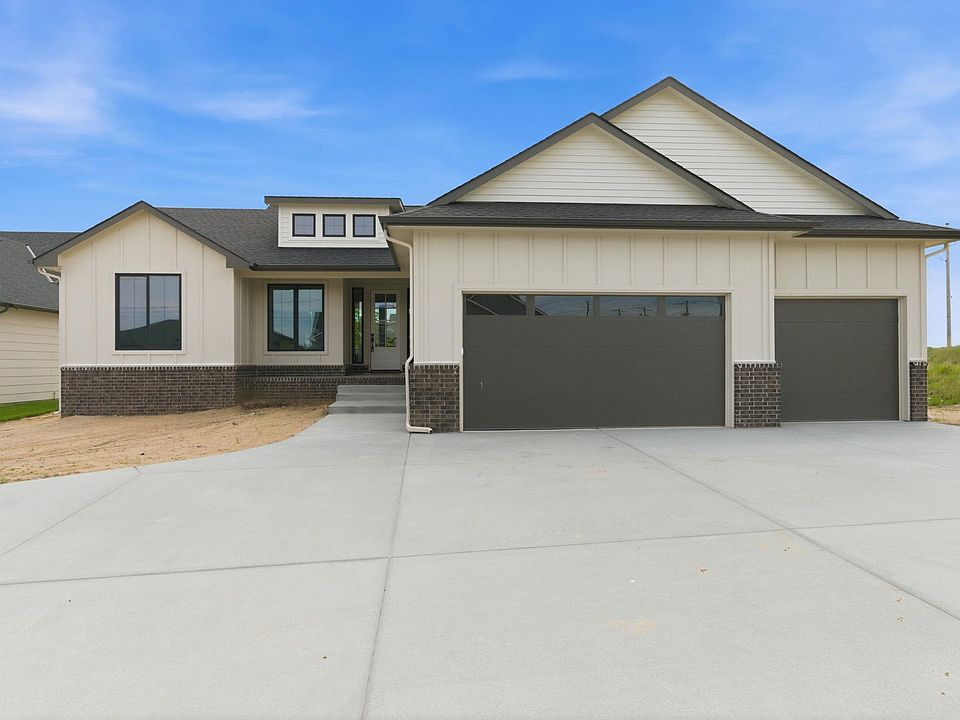 1st image of 4997 N Emerald Ct