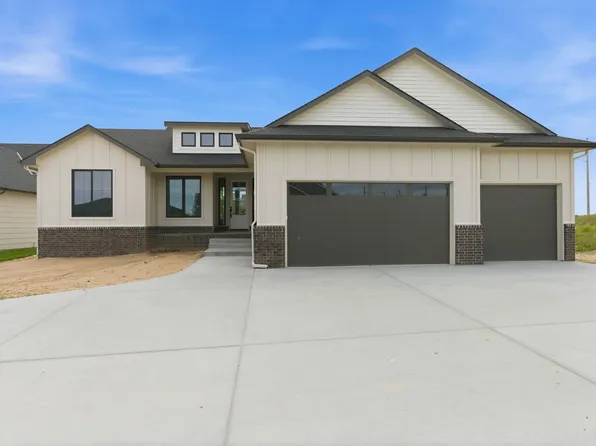 4997 N Emerald Ct, Maize, KS 67101