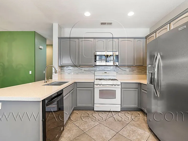 288 Fisherman Ln #3 — Photo 7
