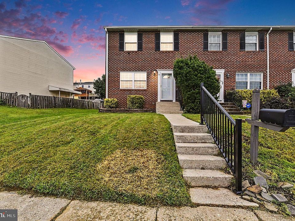 1st image of 11 Pikehall Pl