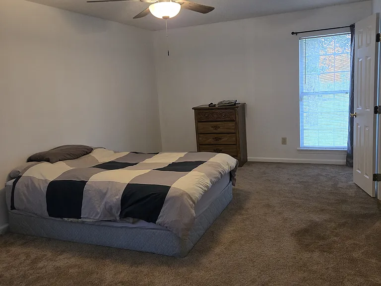 69 Rachel Ave — Photo 9