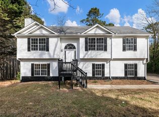 1577 Wynfield Dr, Auburn, GA 30011