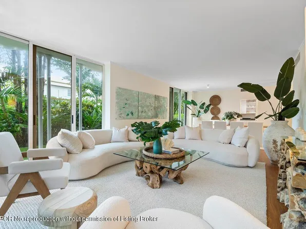 429 Australian Ave APT 3, Palm Beach, FL 33480