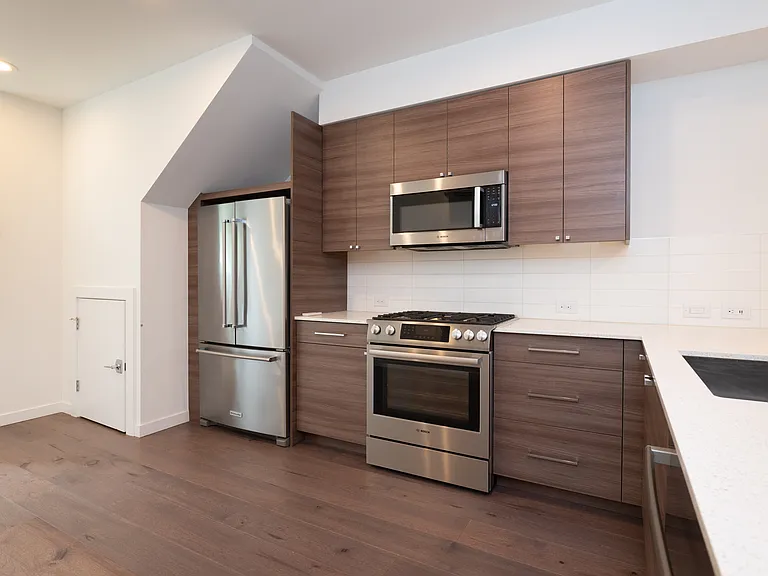 7433 4th Ave NE #1 — Photo 39