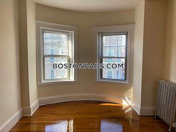 5th image of 1315 Commonwealth Ave APT 507