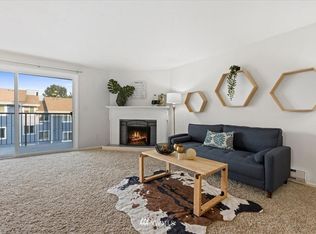 2531 S 248th St APT A16, Kent, WA 98032