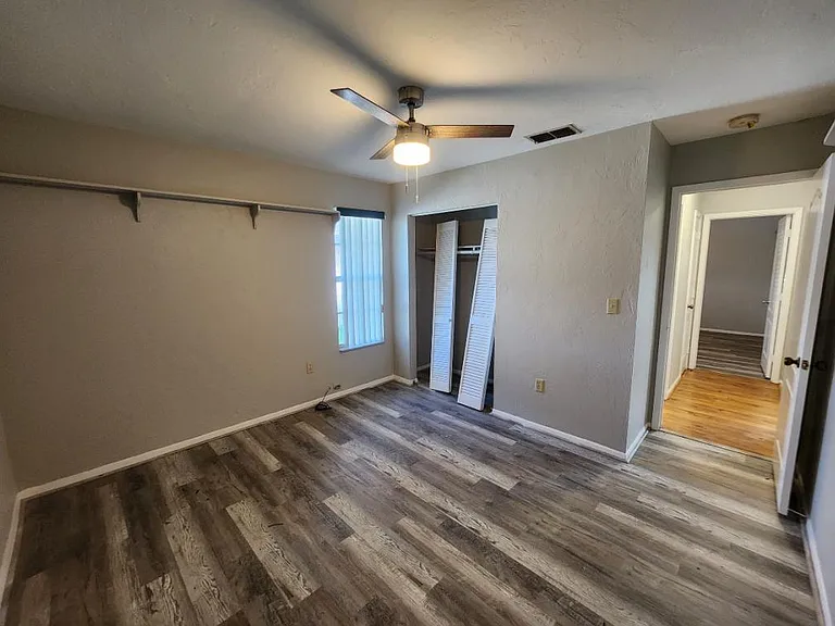 27048 Omni Ln — Photo 33