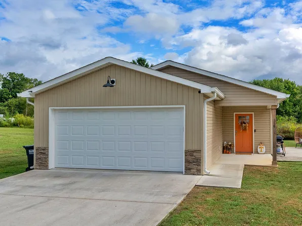 118 Cleveland Ave, Pikeville, TN 37367