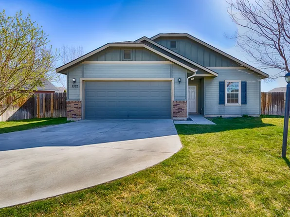 1052 N Star Bright Ln, Star, ID 83669