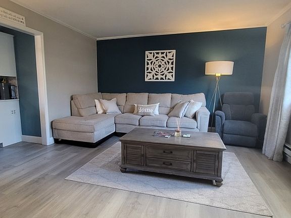 2nd image of 322 Richard Mine Rd N4