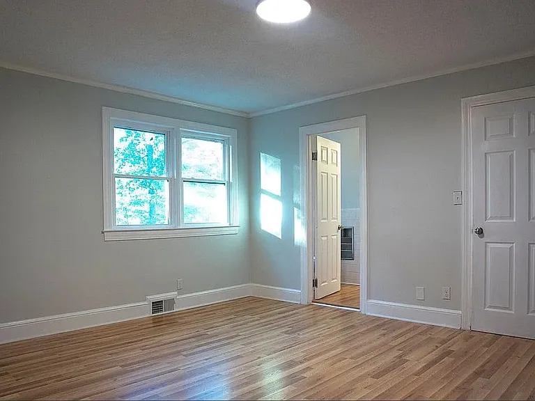 219 River Oak Dr — Photo 9