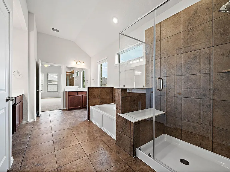 8706 Sunbury Oak Cir — Photo 13