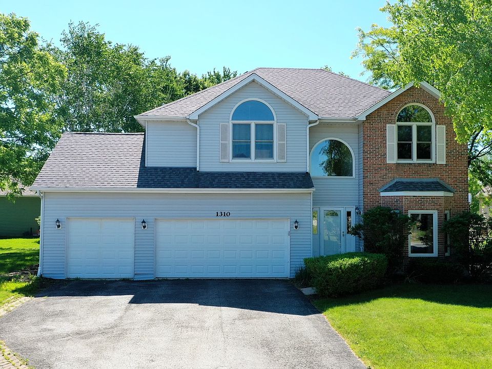 1st image of 1310 Turnberry Dr