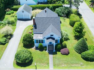 1116 Chase Rd, Veazie, ME 04401