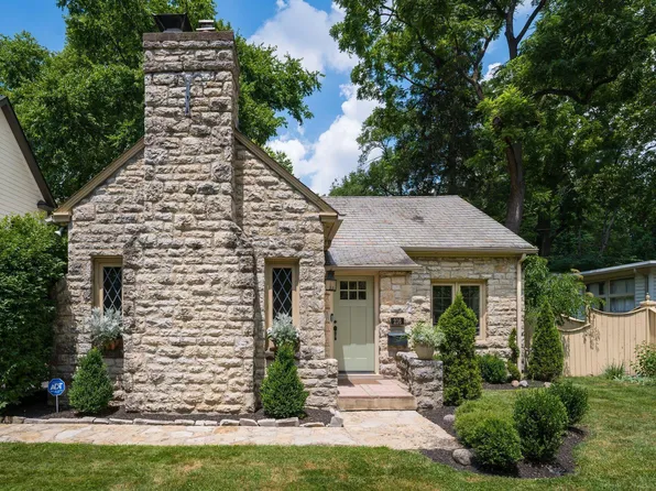 216 Erie Rd, Columbus, OH 43214