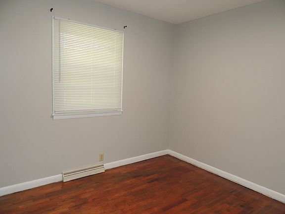 5th image of 409 Macedonia St