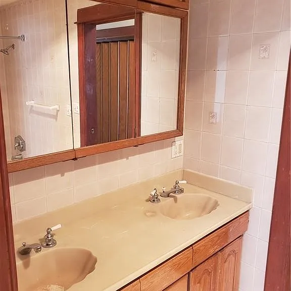 148 W Highland Ave — Photo 8