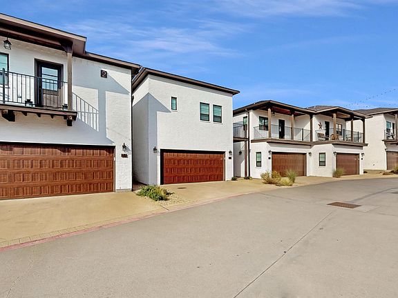 4th image of 203 E Brentwood Dr #East36