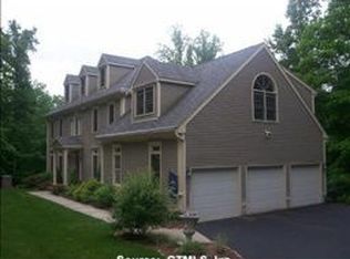 622 Podunk Rd, Guilford, CT 06437