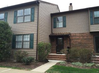 14 Pheasant Run, Edison, NJ 08820