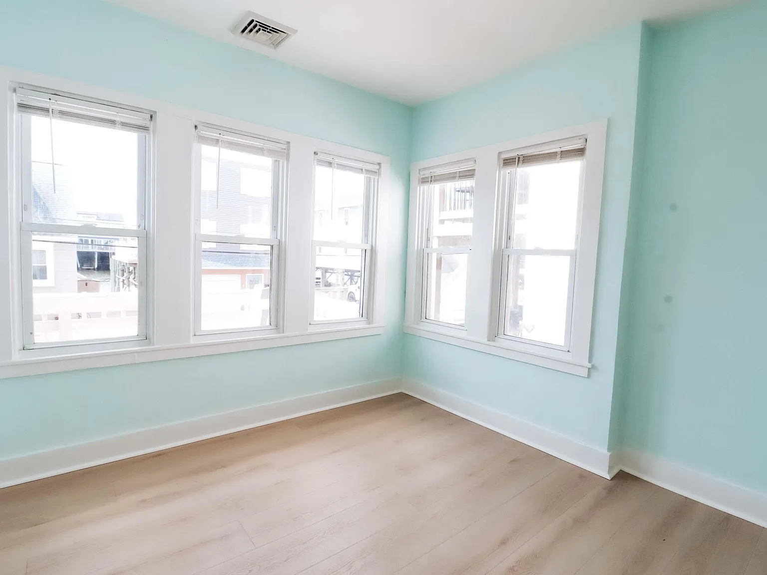 2 bed, 1.0 bath, $1,500 — Photo 4