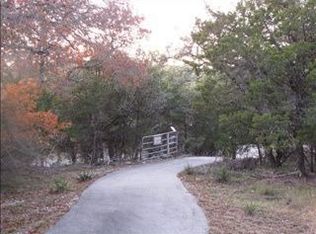 1301 Lake Blf, Canyon Lake, TX 78133
