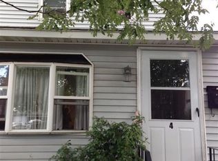 4 1st Ave, Rensselaer, NY 12144